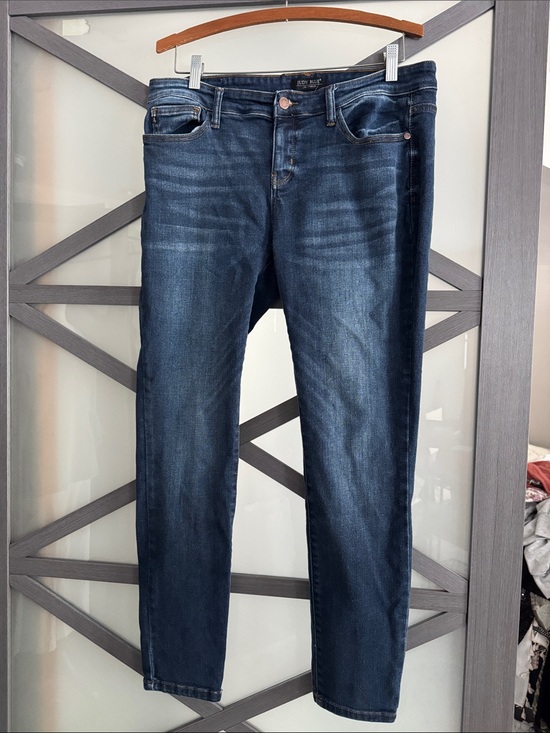 Judy Blue Denim - Judy Blue Bristol Handsand Skinny Fit Dark Blue Jeans Size 15/32